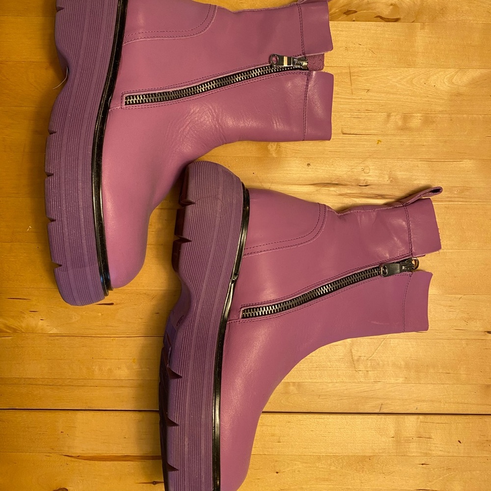 Free People Y2K Chelsea boots platform sole